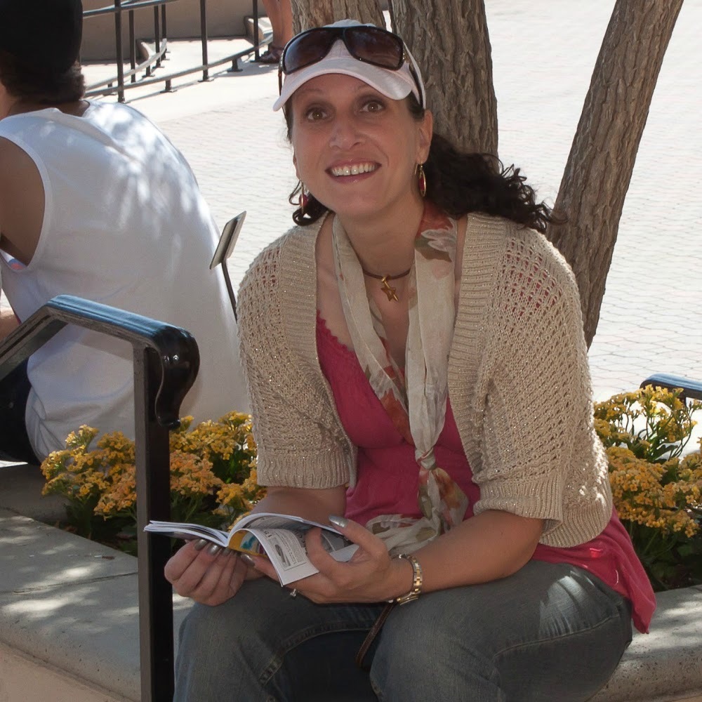 Meet your Posher, Laura